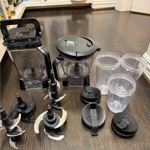 Ninja Professional All of the Accessories